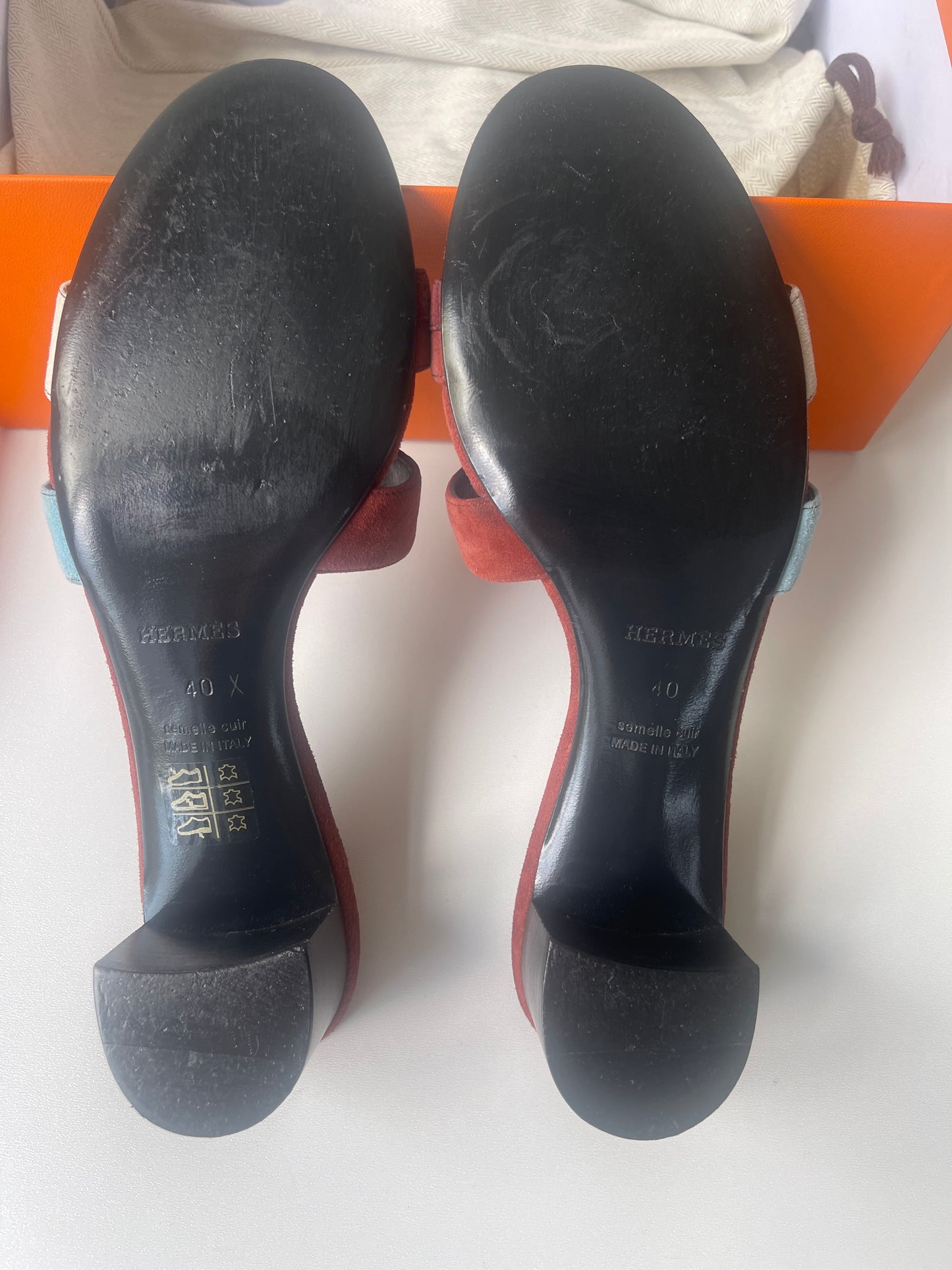 HERMÈS Oasis sandalen slippers schoenen suède leer maat 40 EU / 7 UK