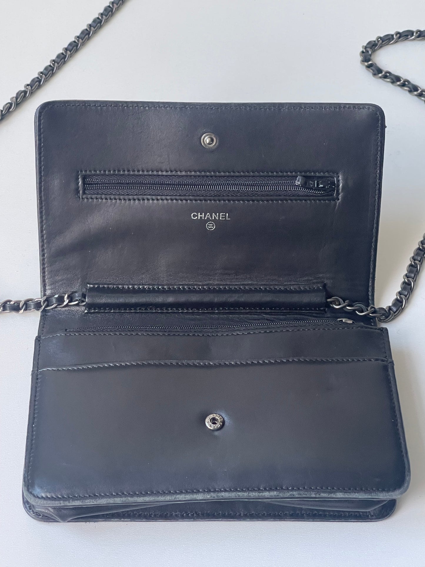 Chanel Wallet on Chain WOC Boy – Zwart Lambskin Leer – Aged Zilver Hardware – 2018