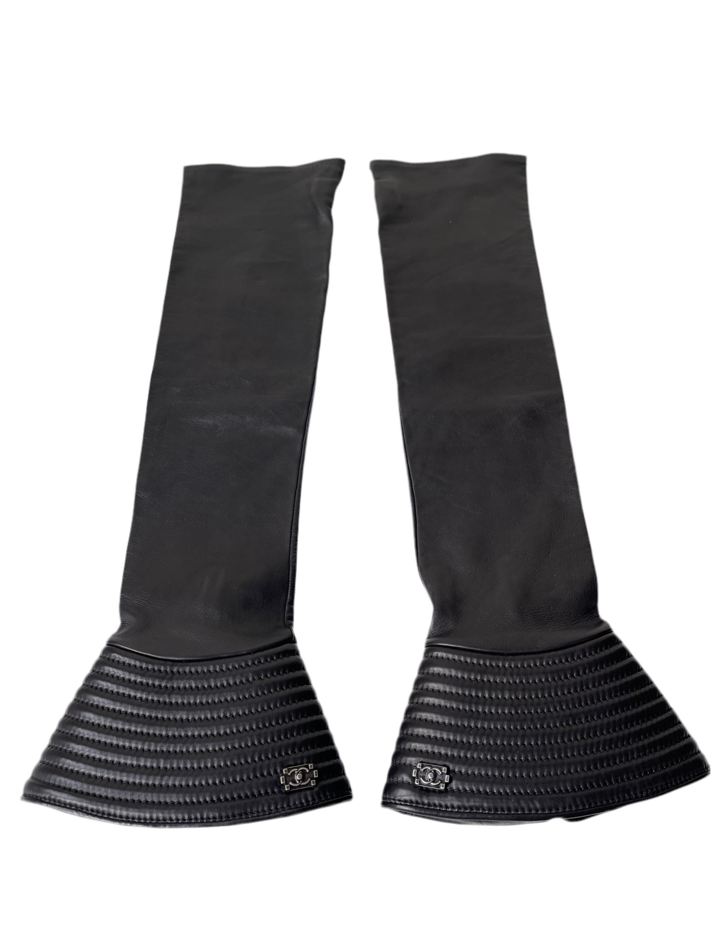 CHANEL Zwart Leren Manchetten / Arm Cuffs – Maat 8