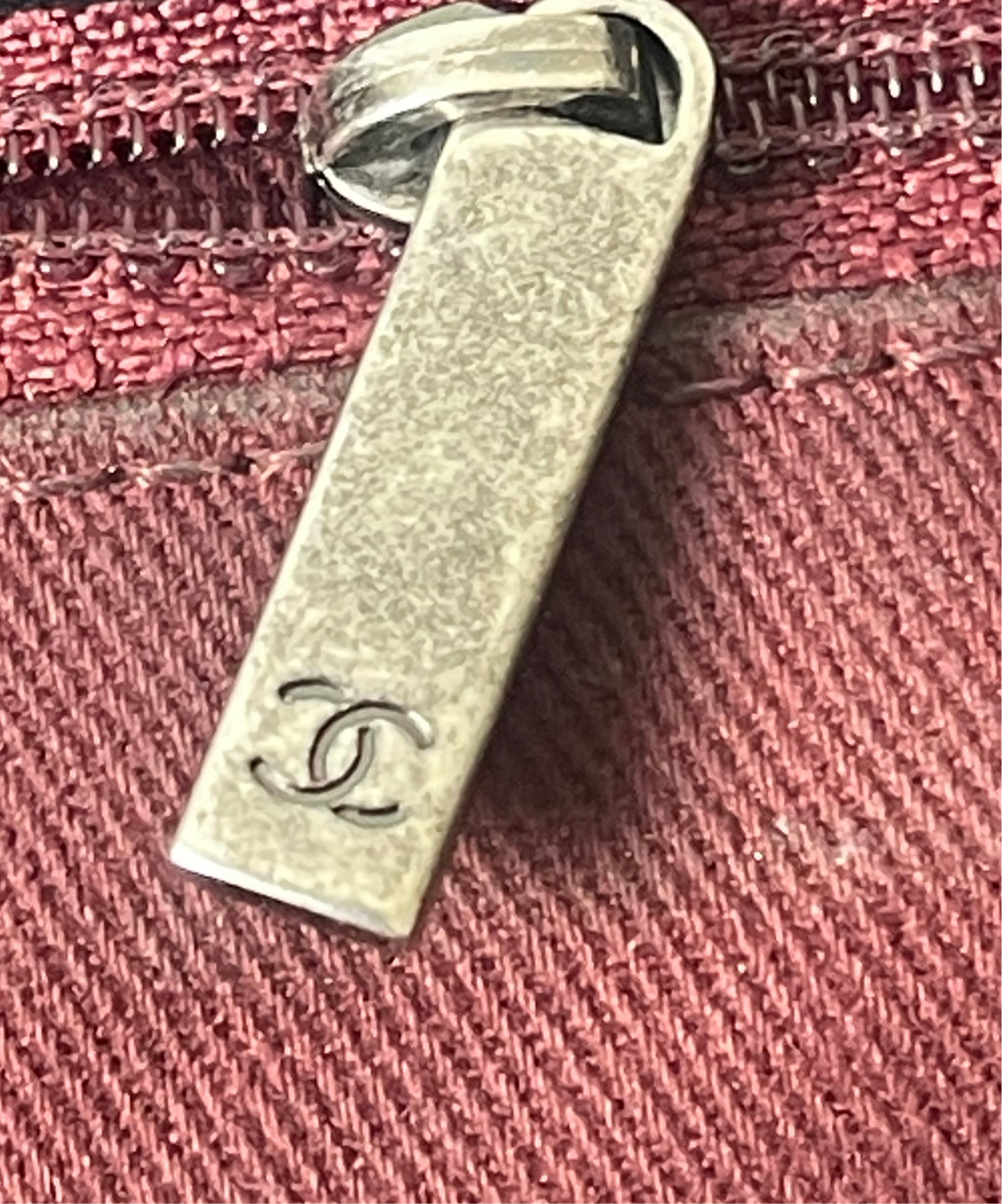 Chanel Boy Maxi Jumbo Matelassé – Zwart Suède Leer - Schoudertas, Crossbody tas.