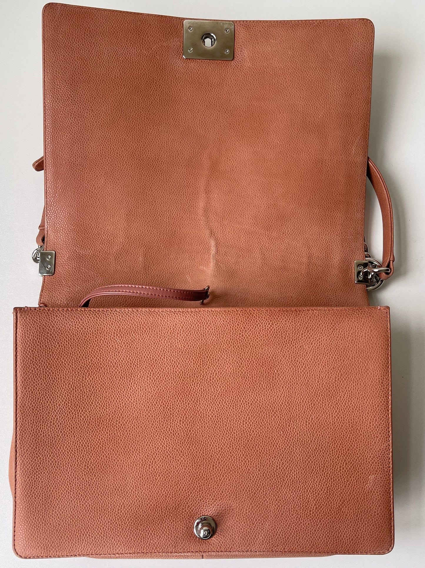 hanel Boy Bag New Medium – Zalmroze Caviar Leer – Ruthenium Hardware – Vintage - Collectie 2012/2013