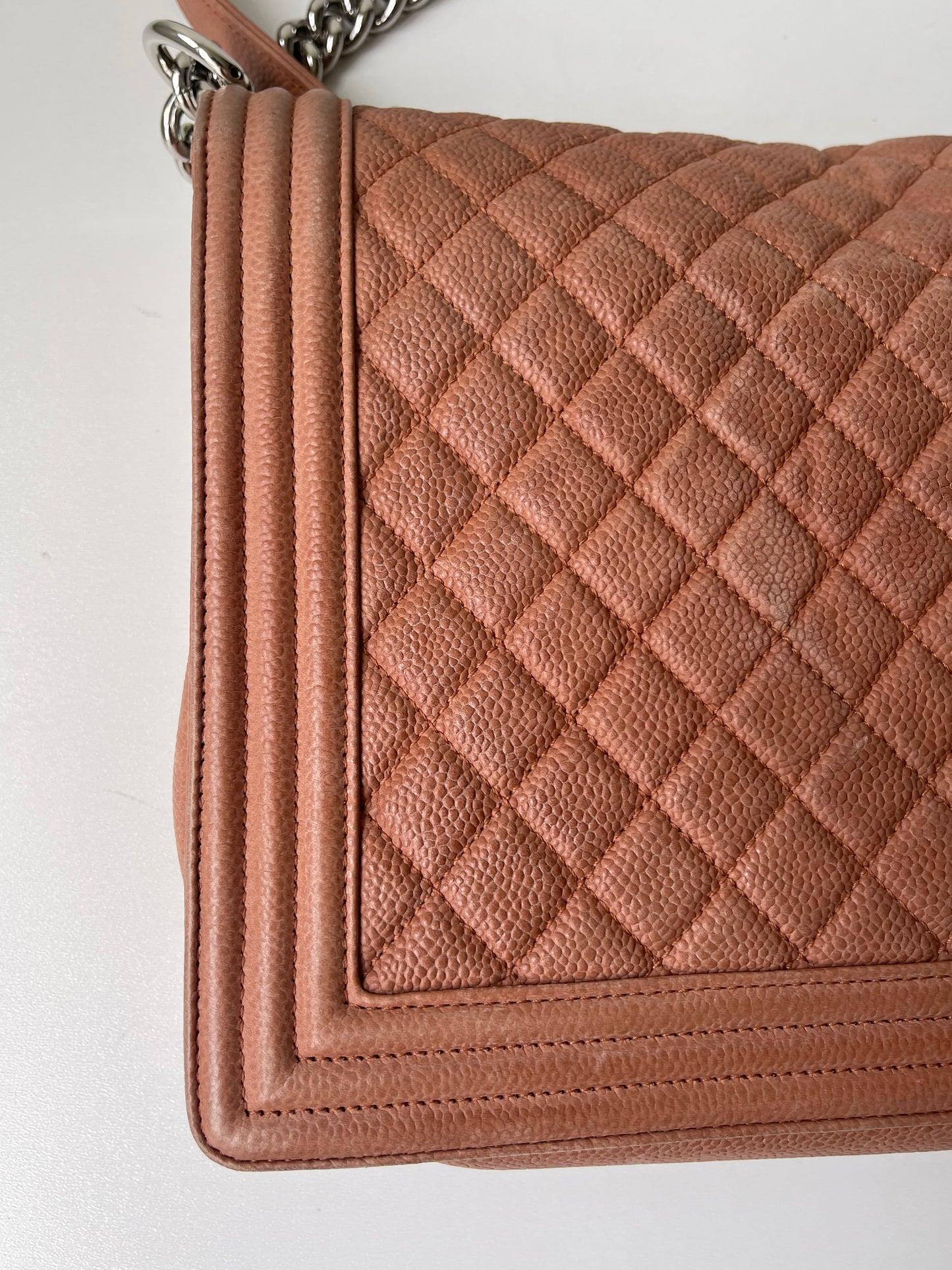 hanel Boy Bag New Medium – Zalmroze Caviar Leer – Ruthenium Hardware – Vintage - Collectie 2012/2013