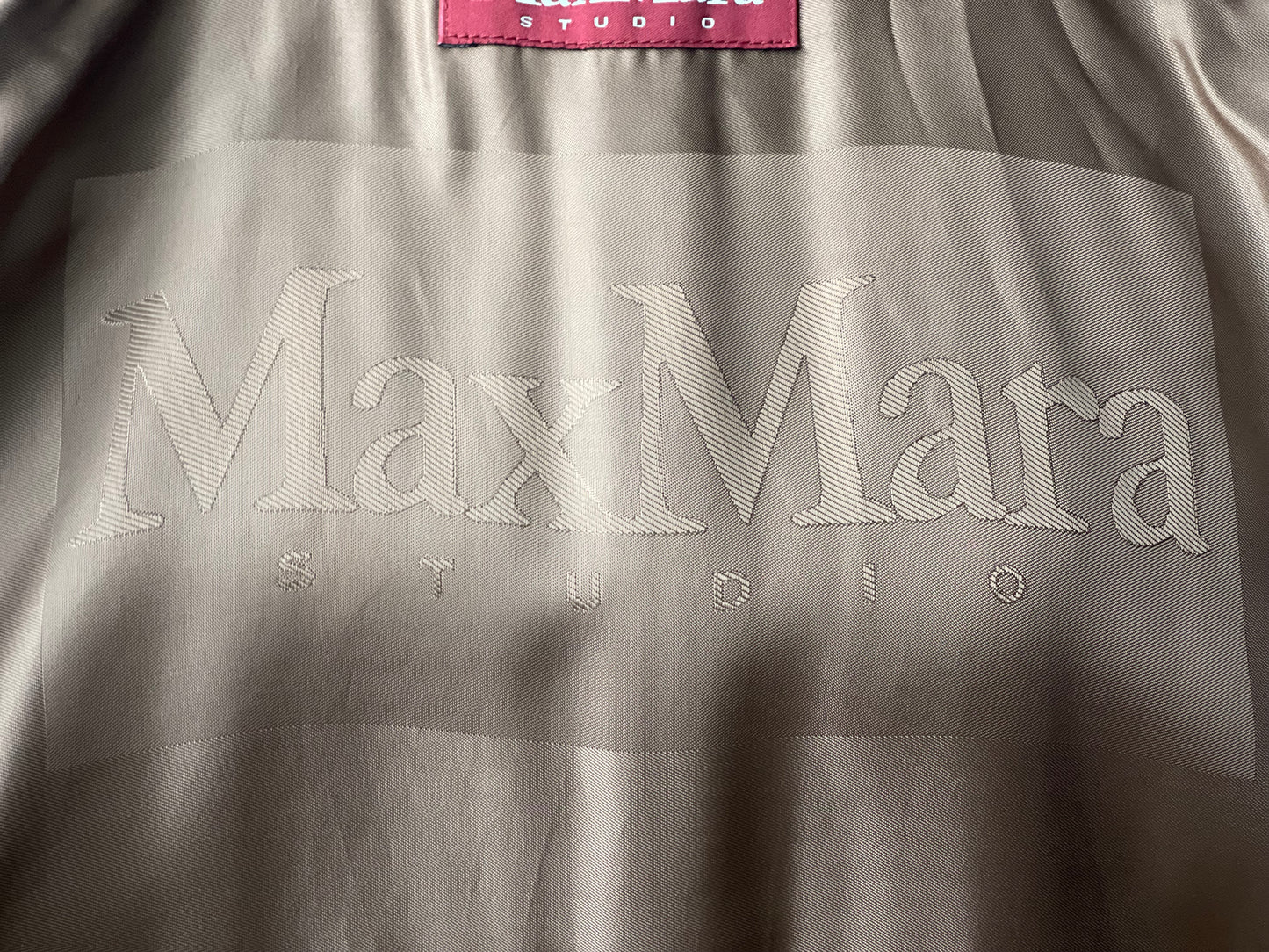 Max Mara Camel Coat – 100% Virgin Wool Mantel – IT 40 / EU 38