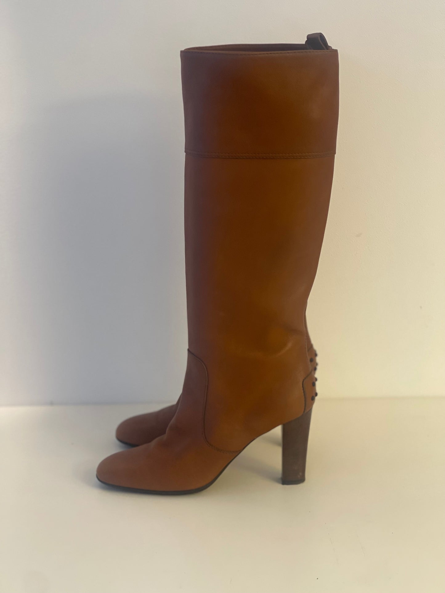 Tod’s Bruine Leren Kniehoge Laarzen met Hak – Maat EU 38,5