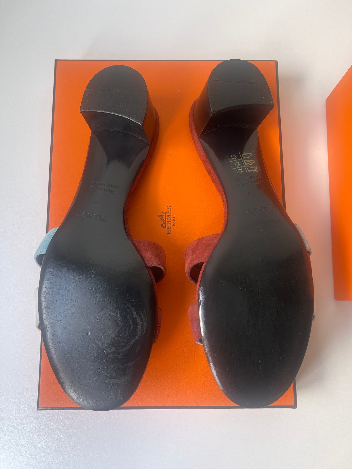 HERMÈS Oasis sandalen slippers schoenen suède leer maat 40 EU / 7 UK