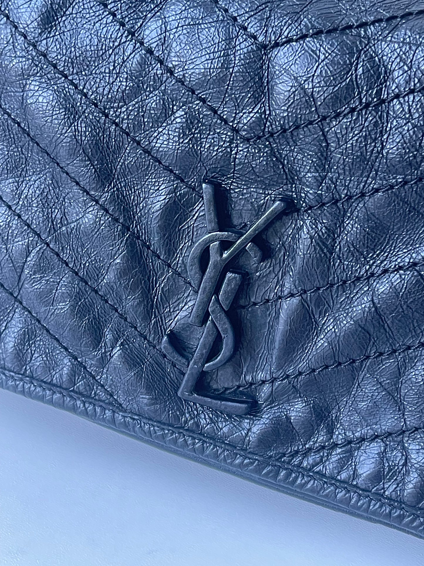 Saint Laurent YSL Niki Medium Shoudertas