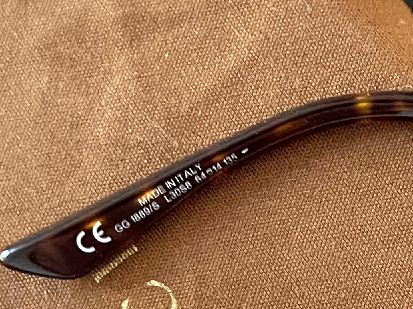 Gucci zonnebril - als nieuw incl hardcase en box