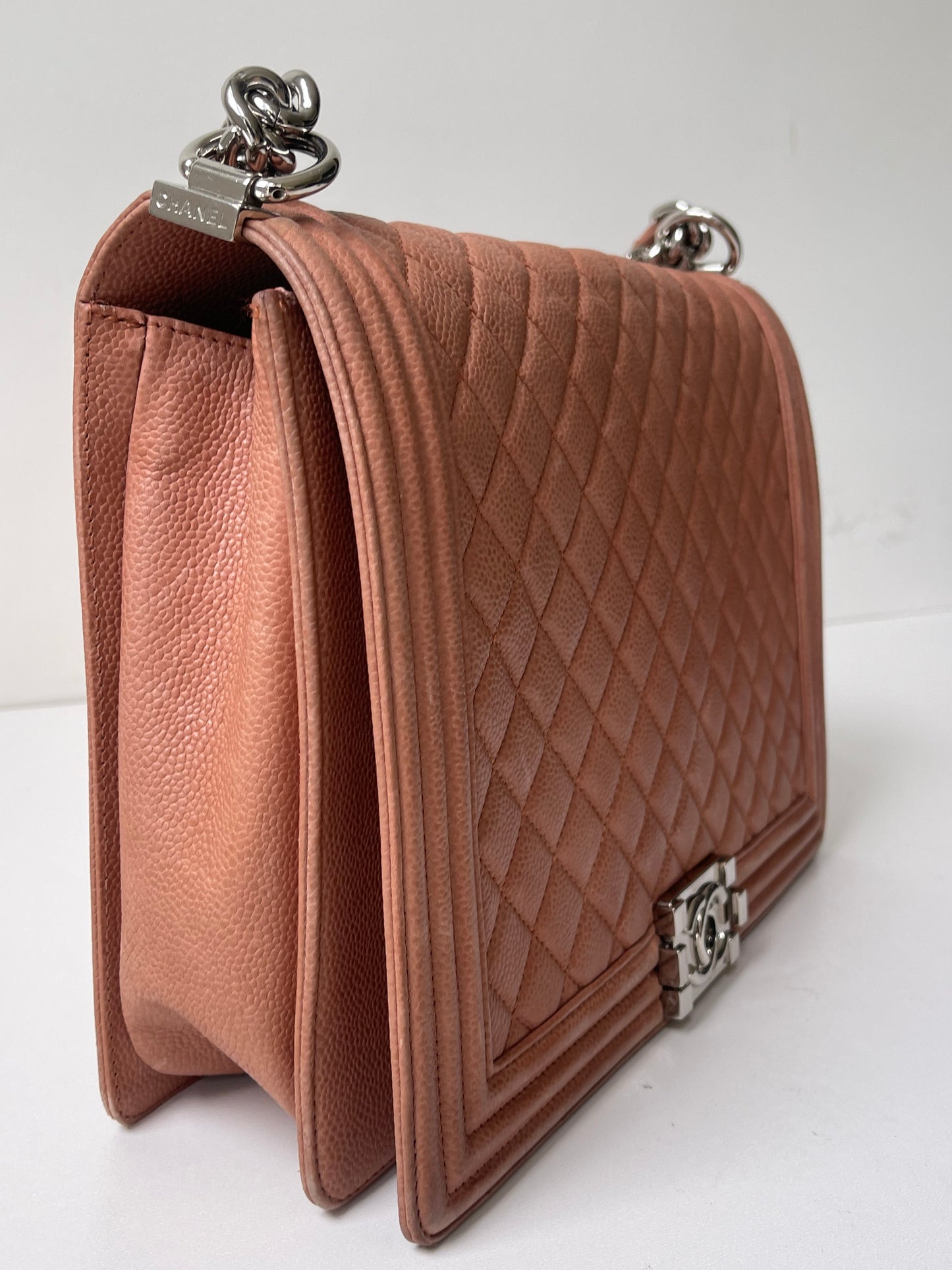 hanel Boy Bag New Medium – Zalmroze Caviar Leer – Ruthenium Hardware – Vintage - Collectie 2012/2013