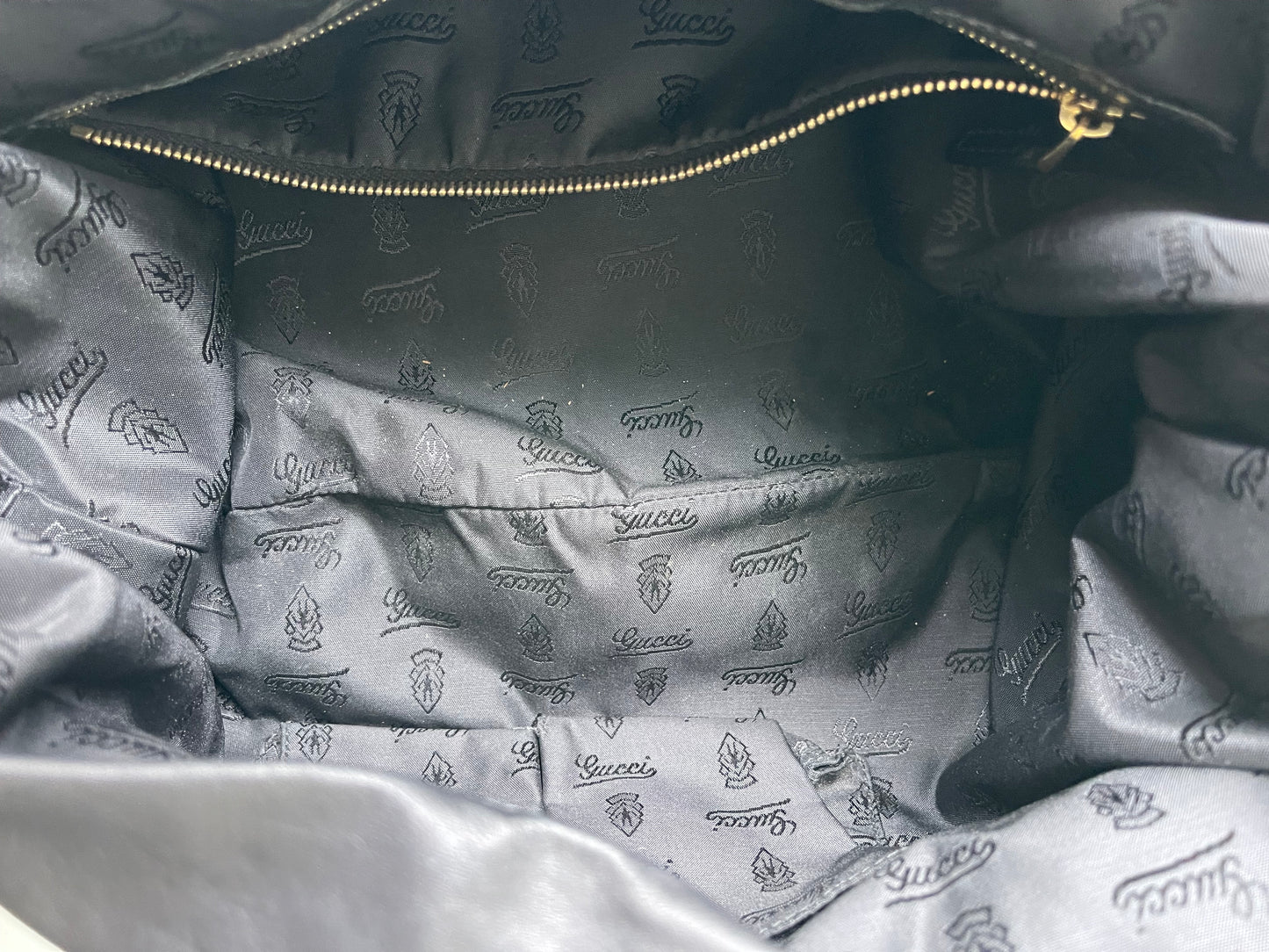 Gucci Hysteria Large Black Leather Tote Handbag Shoulderbag in zwart leer met gouden hardware