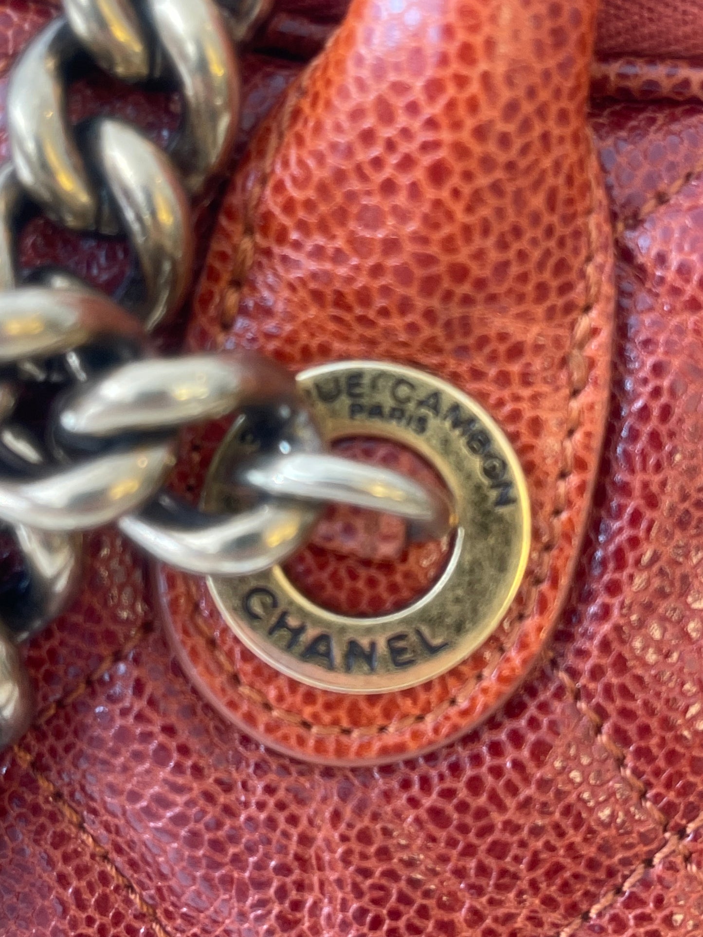 CHANEL SHIVA BOWLER TAS SCHOUDERTAS ROESTBRUIN/RODE TAS LEER
