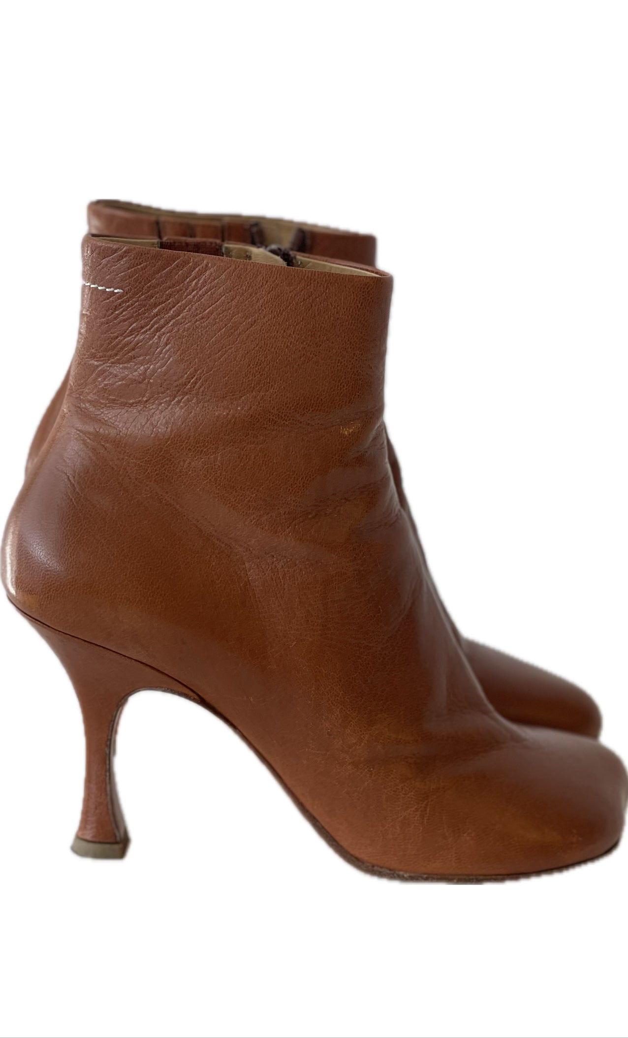 MAISON MARGIELA MM6 EU 40 / PAST GOED BIJ MAAT EU 39 / MAAT 6