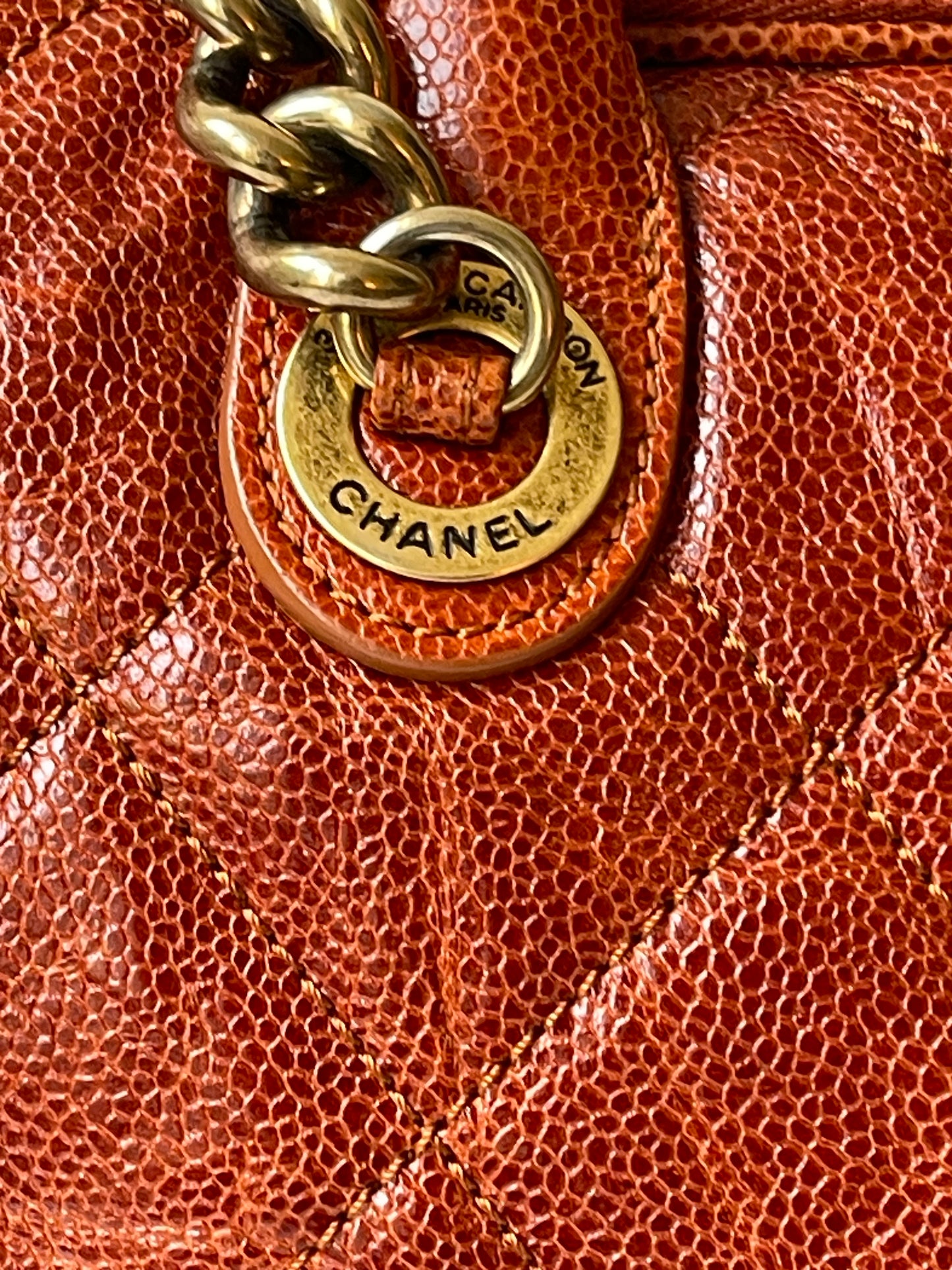 CHANEL SHIVA BOWLER TAS SCHOUDERTAS ROESTBRUIN/RODE CAVIAR