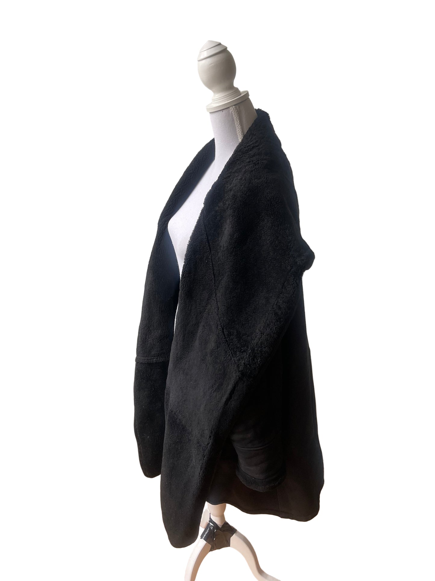 Harrods Lammy Coat / Shearling Coat Zwart – Maat S/M Oversized