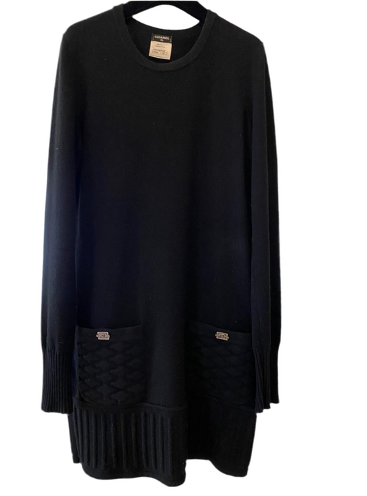 Chanel Zwarte Cashmere Jurk – Maat 38