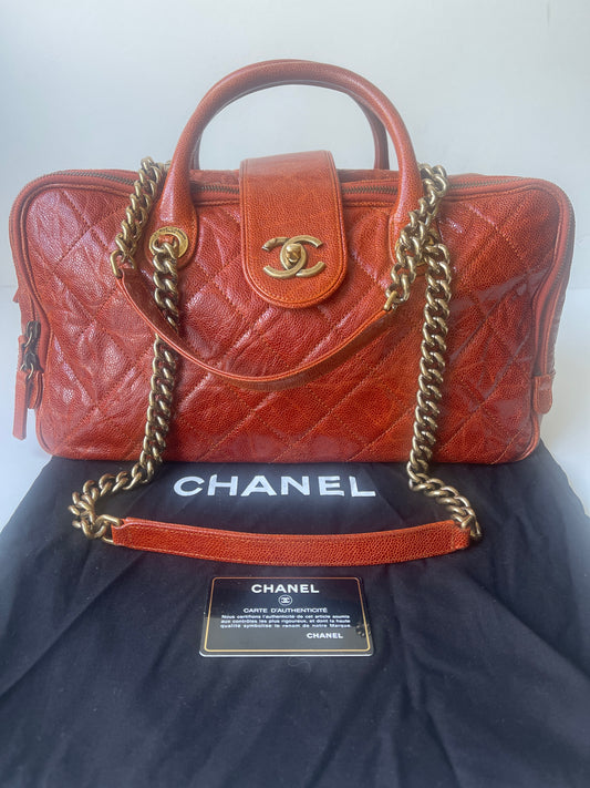 CHANEL SHIVA BOWLER TAS SCHOUDERTAS ROESTBRUIN/RODE TAS LEER