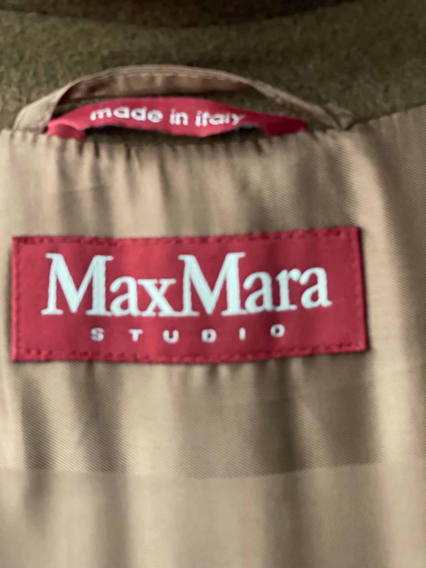 Max Mara Camel Coat – 100% Virgin Wool Mantel – IT 40 / EU 38