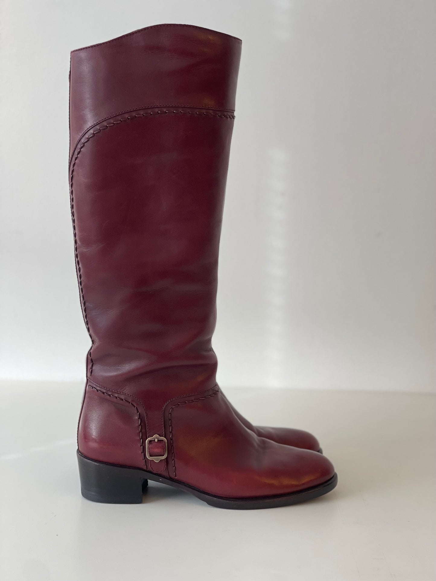 Salvatore Ferragamo bordeauxrode leren laarzen – maat EU 39,5 - 40  (US 8½ C)