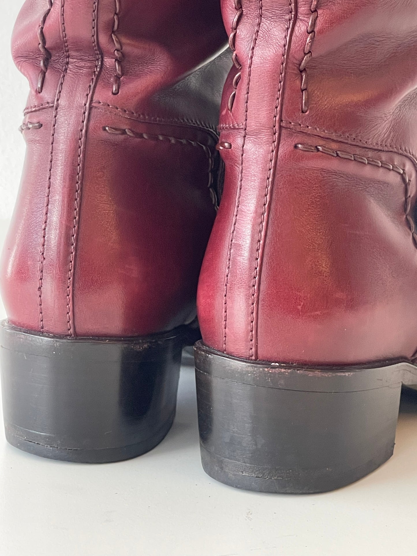 Salvatore Ferragamo bordeauxrode leren laarzen – maat EU 39,5 - 40  (US 8½ C)